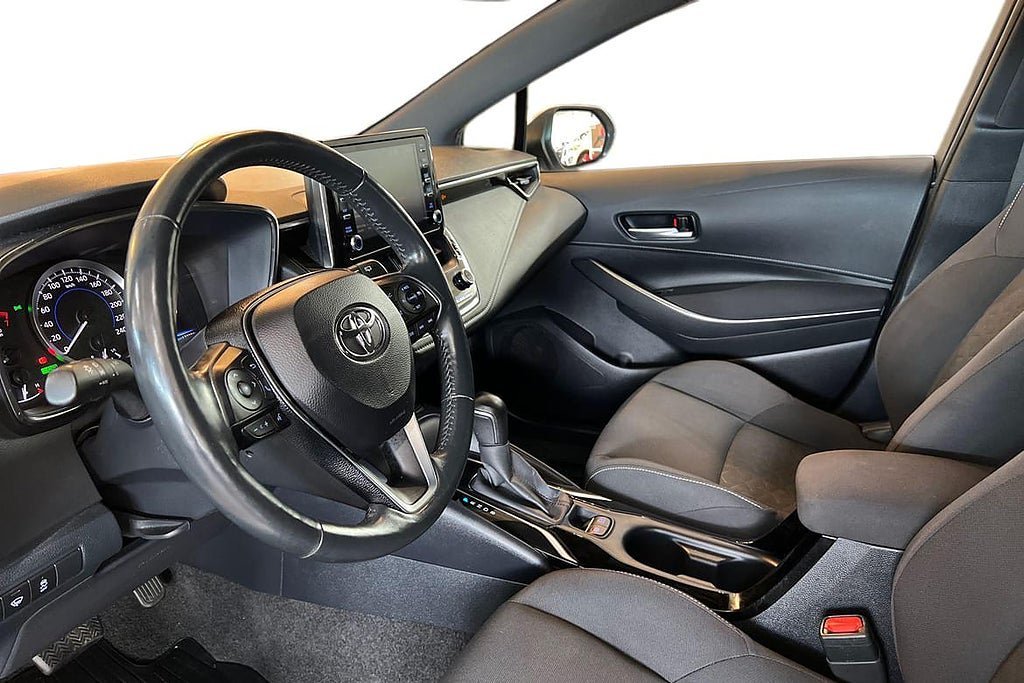 Vehicle Image 14