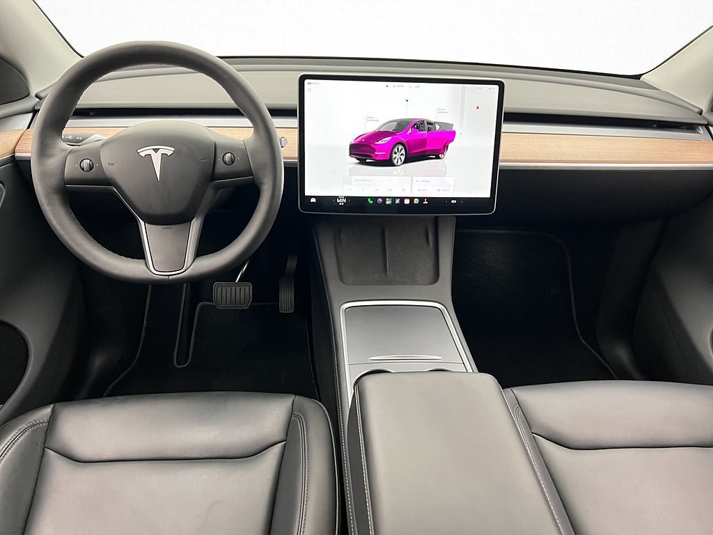 Vehicle Image 14