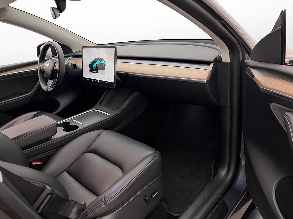 Vehicle Image 19