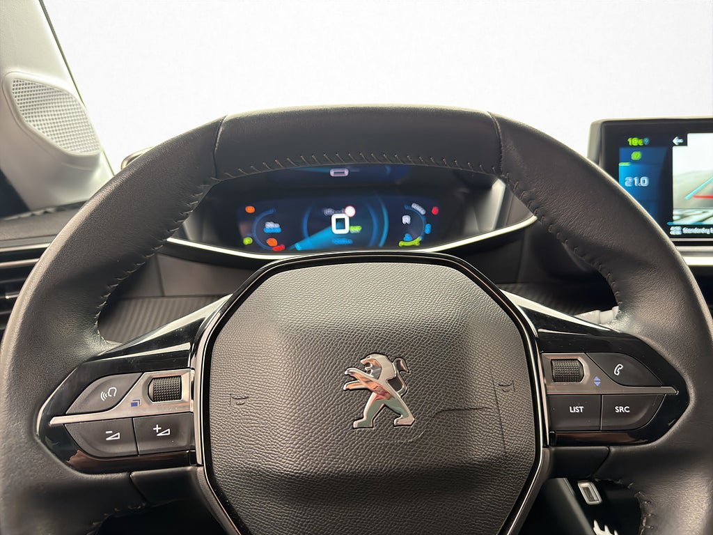 Vehicle Image 24