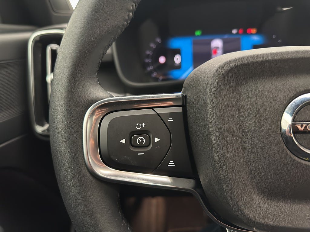Vehicle Image 27