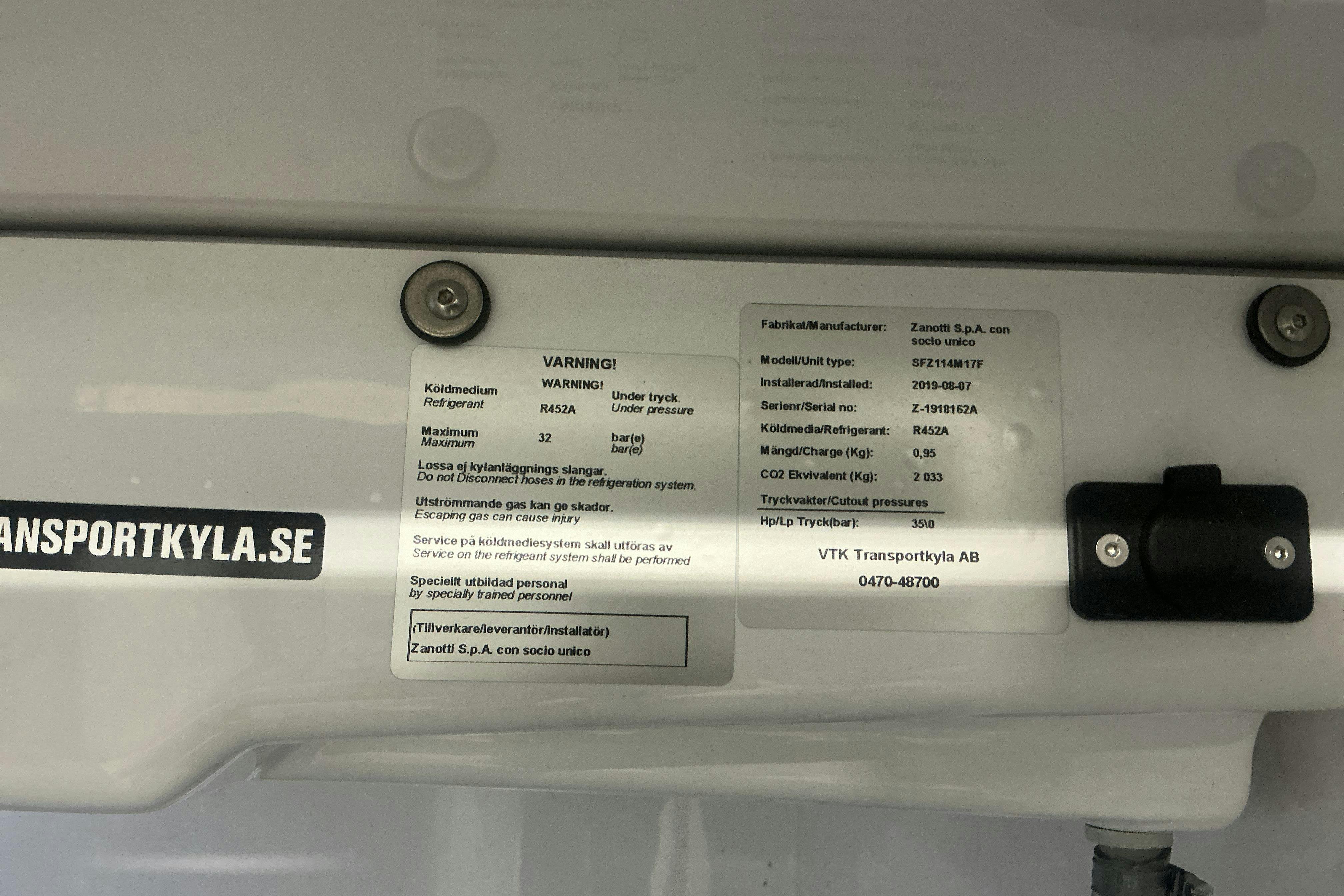 Vehicle Image 17