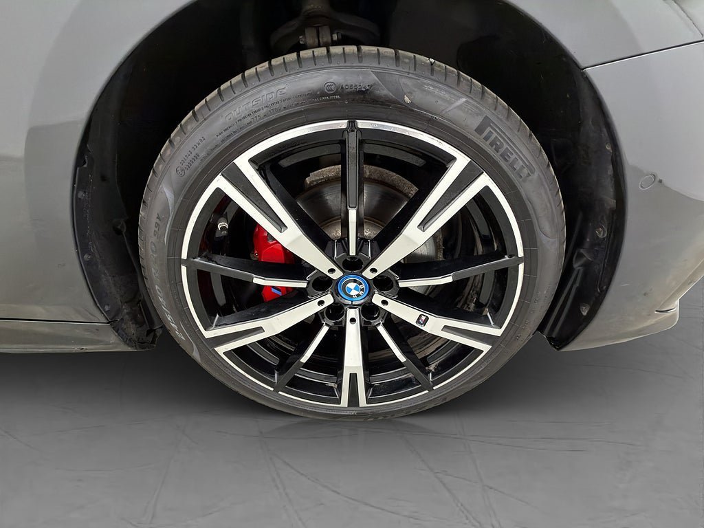 Vehicle Image 37