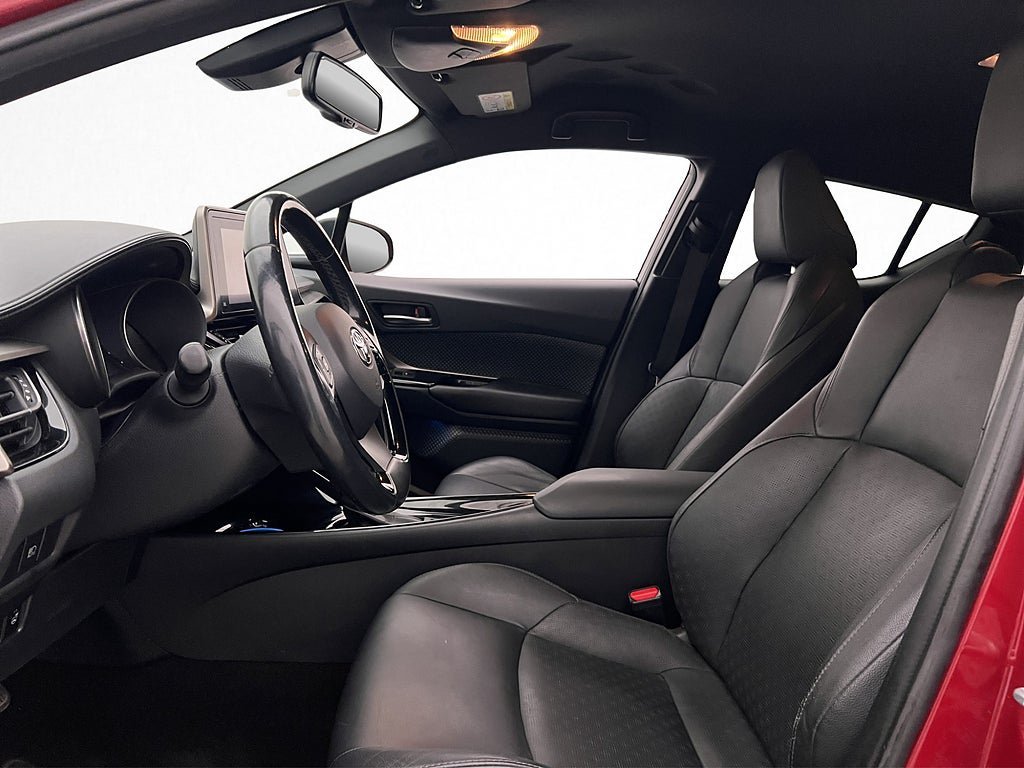 Vehicle Image 13