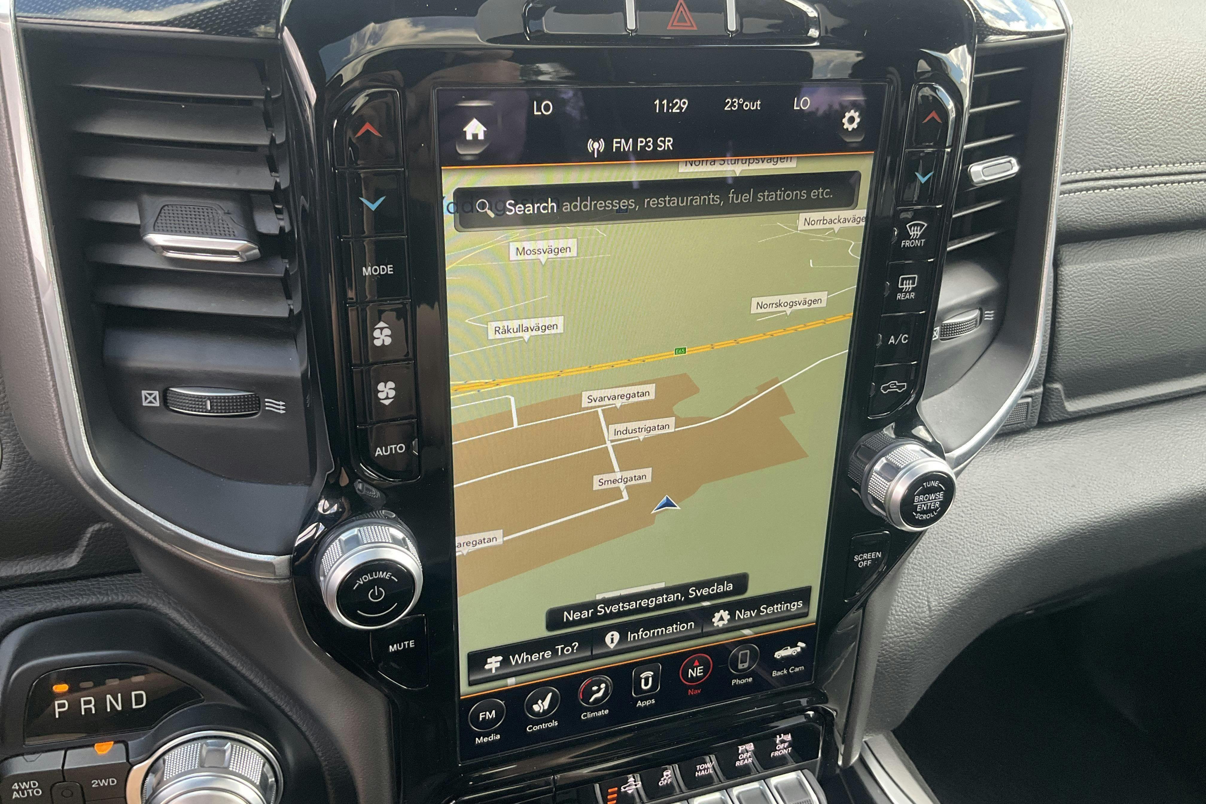 Vehicle Image 11