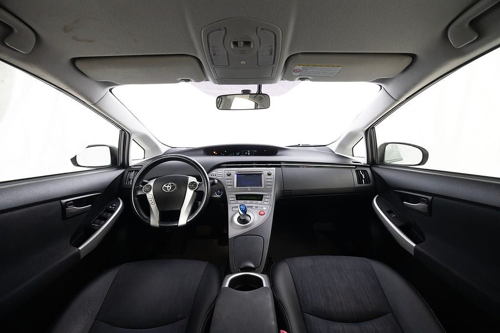 Vehicle Image 13
