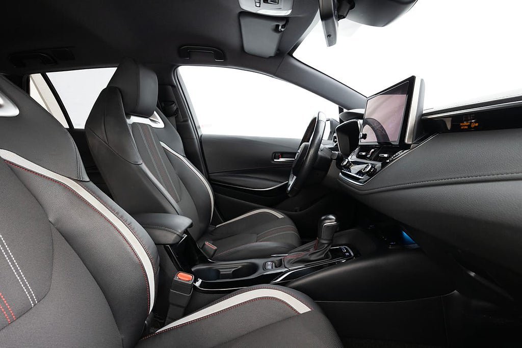 Vehicle Image 14