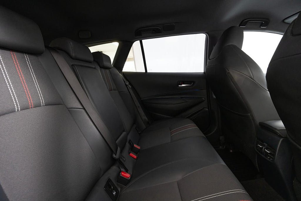 Vehicle Image 15