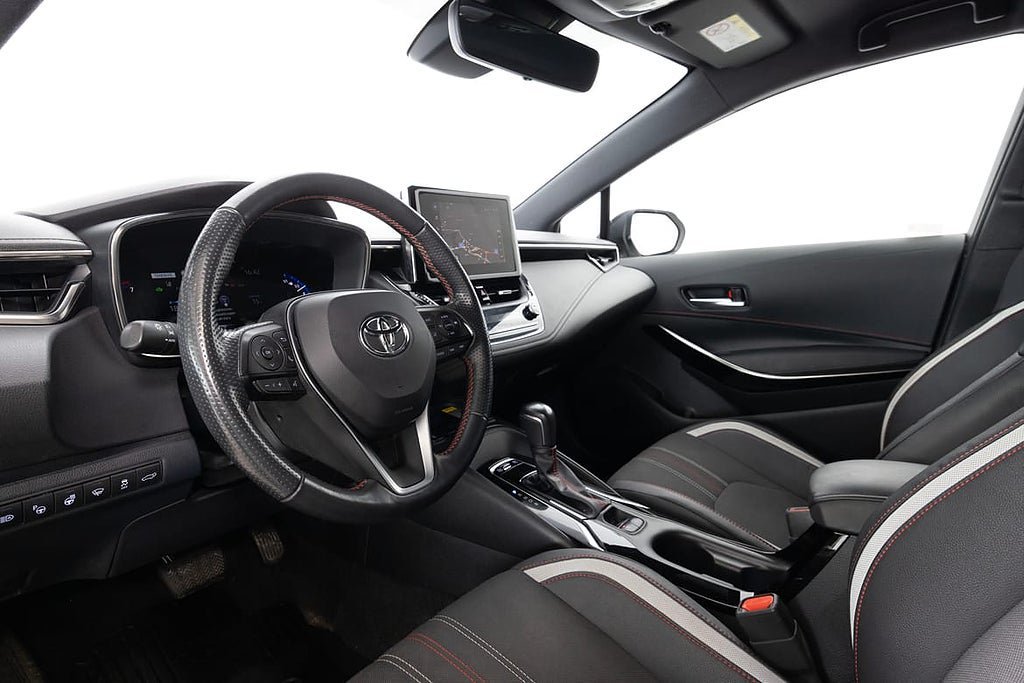 Vehicle Image 16
