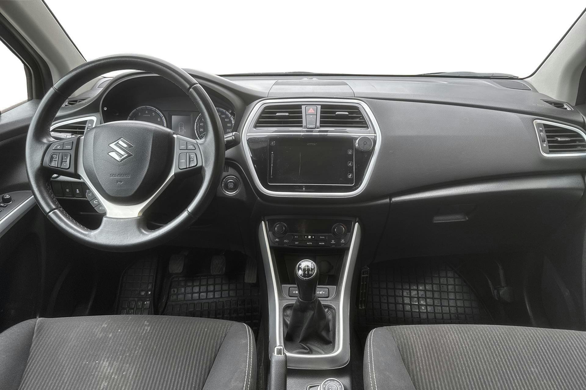 Vehicle Image 6