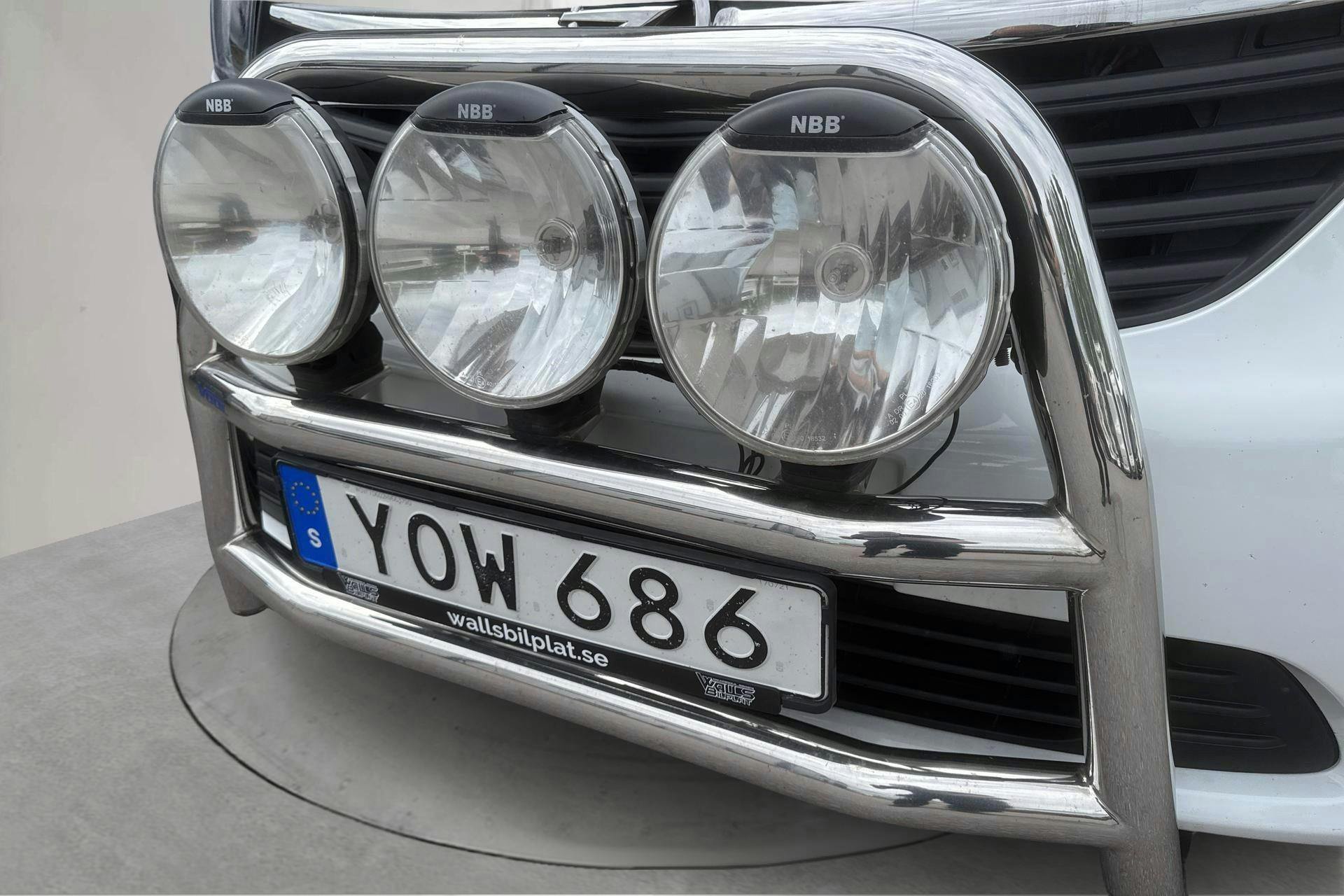 Vehicle Image 13