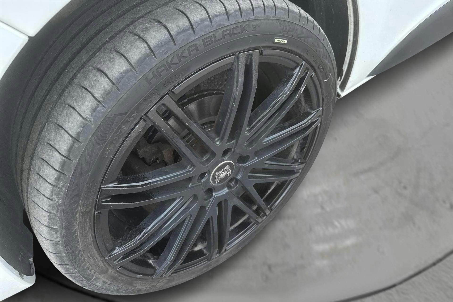 Vehicle Image 14