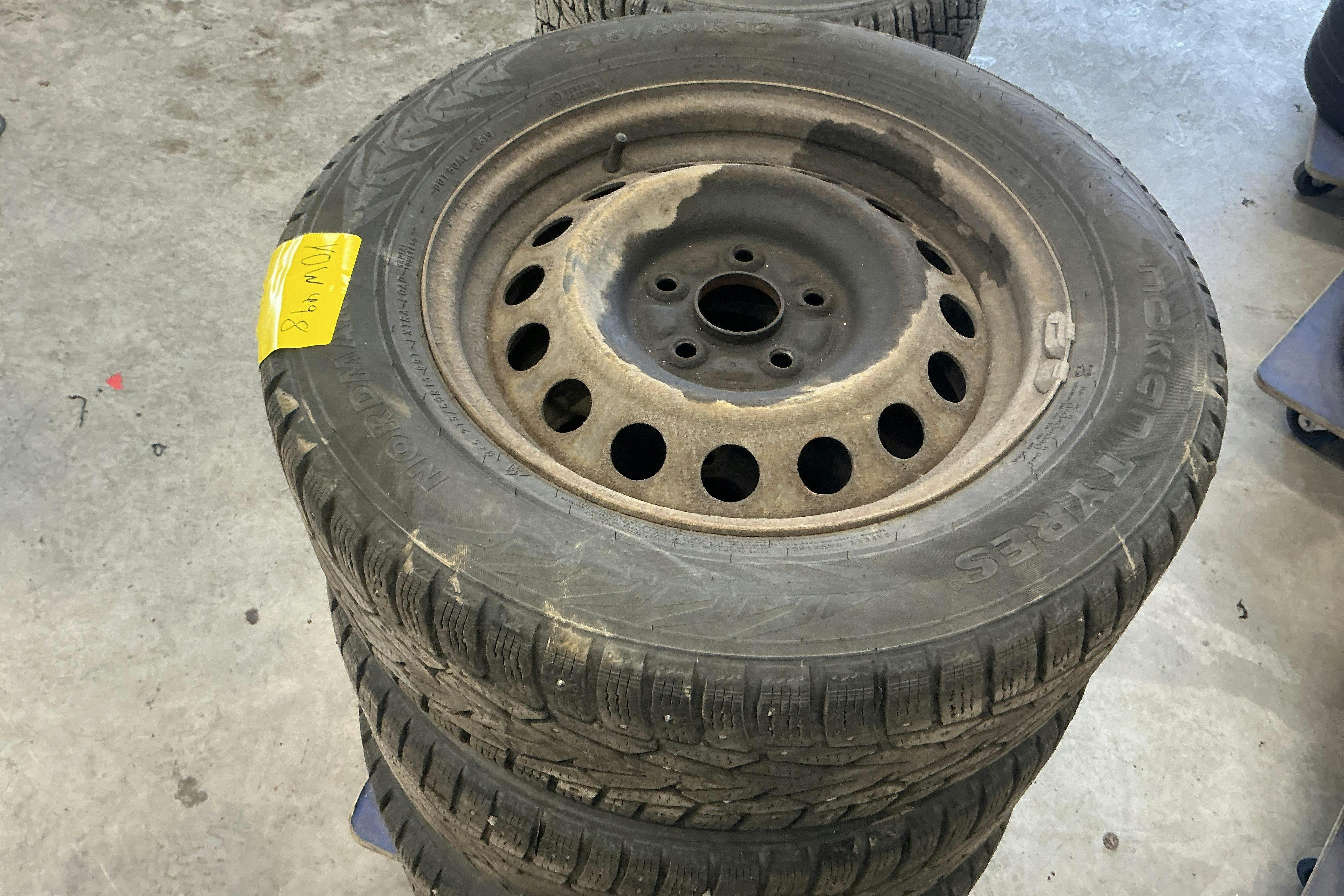 Vehicle Image 14