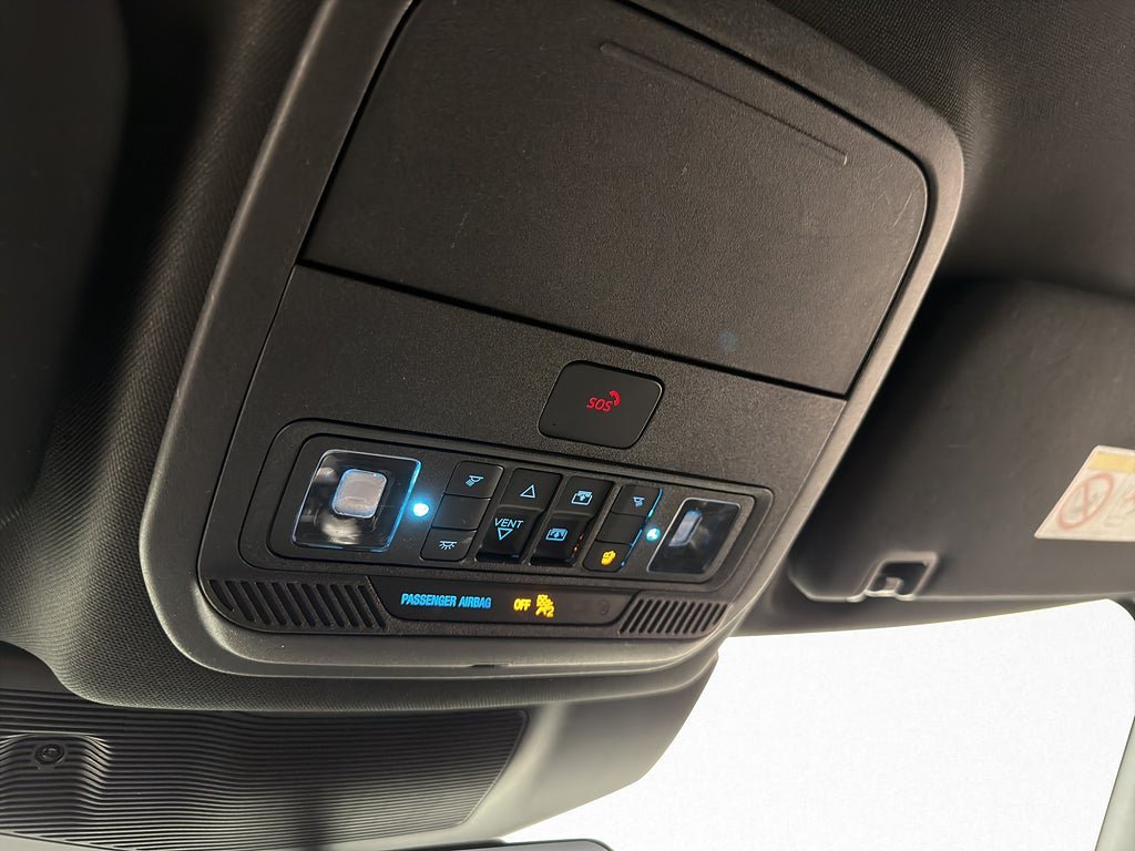 Vehicle Image 22