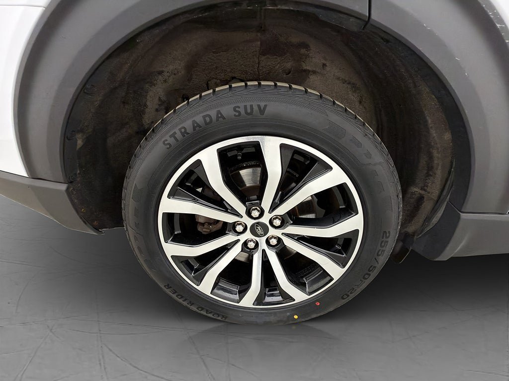 Vehicle Image 37