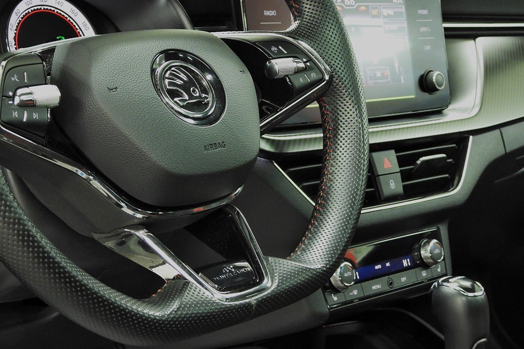 Vehicle Image 18