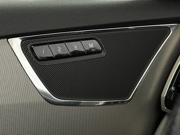 Vehicle Image 34