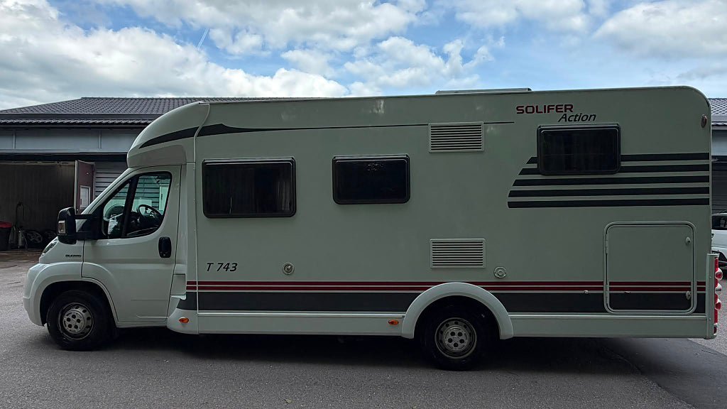 Vehicle Image 22