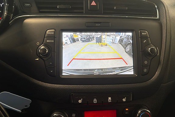 Vehicle Image 17