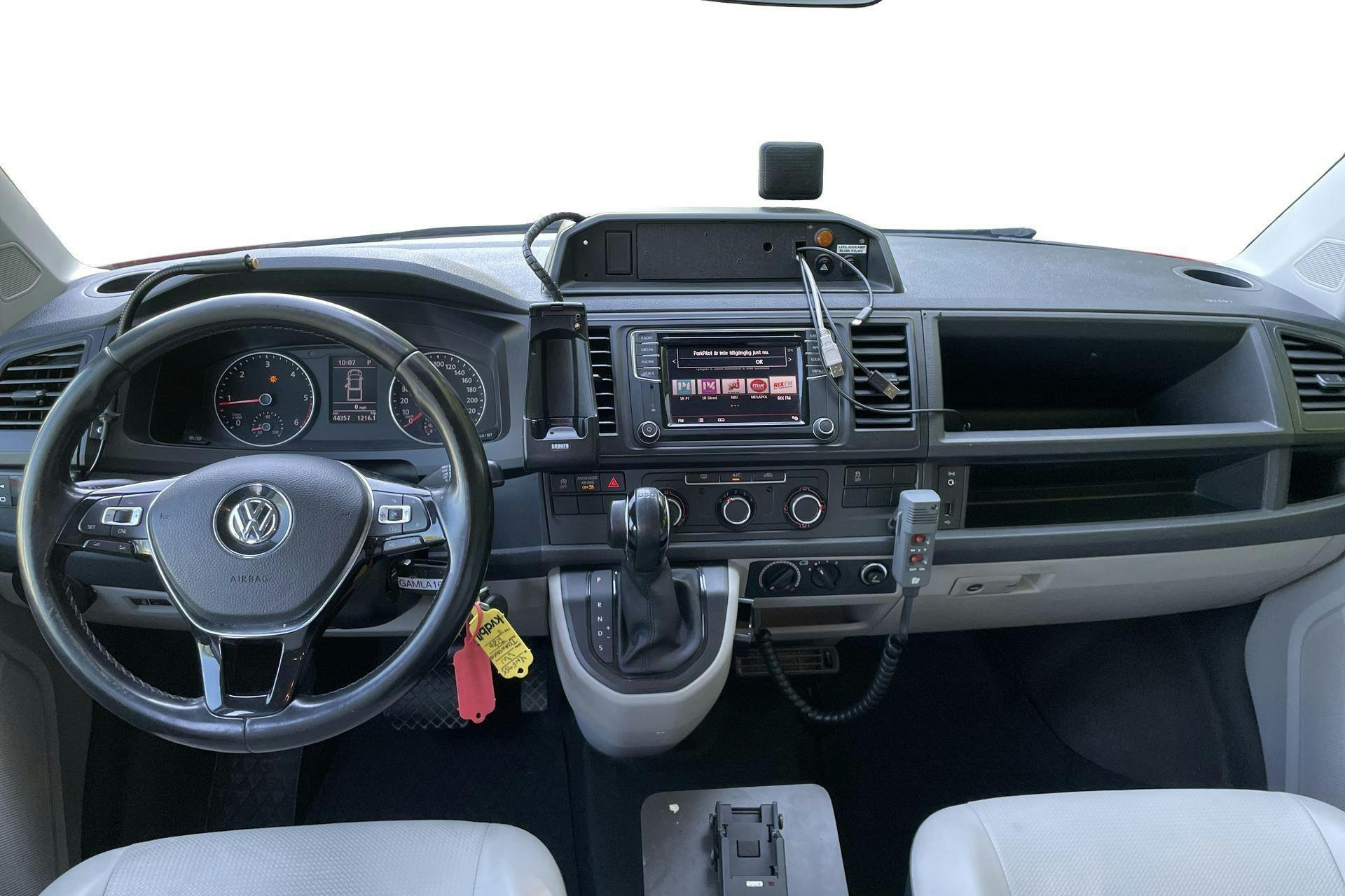 Vehicle Image 6