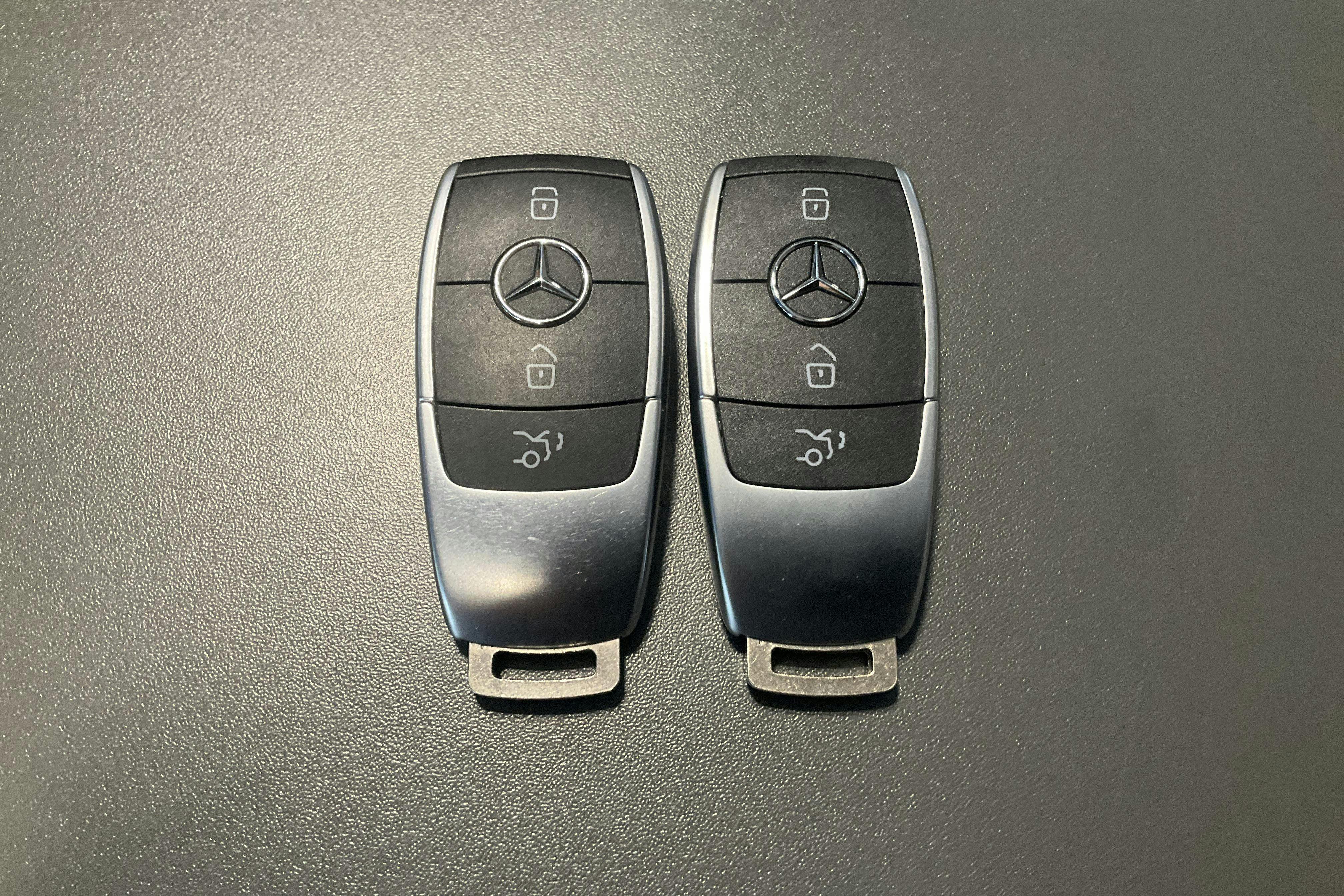 Vehicle Image 24