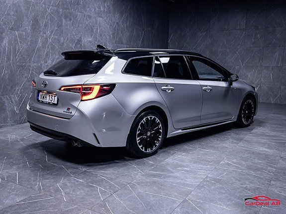 Vehicle Image 7