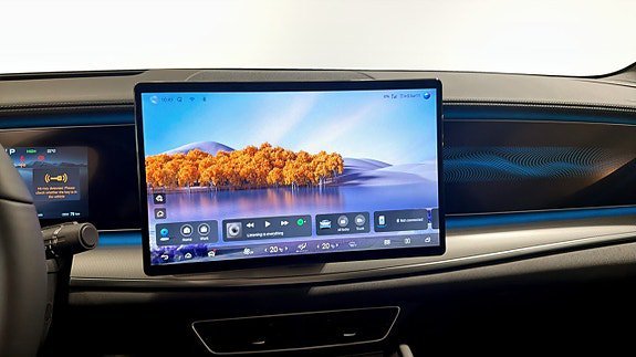 Vehicle Image 12