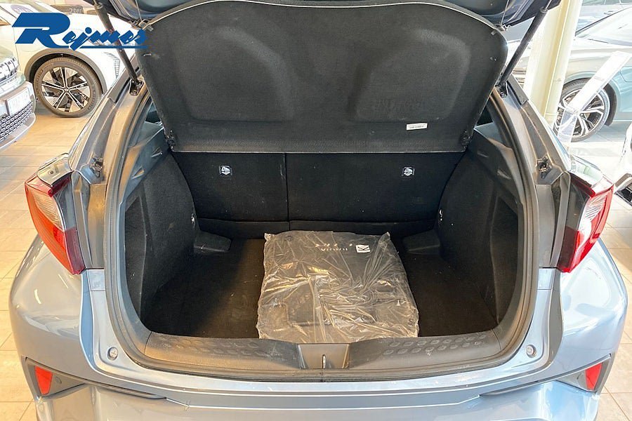Vehicle Image 11