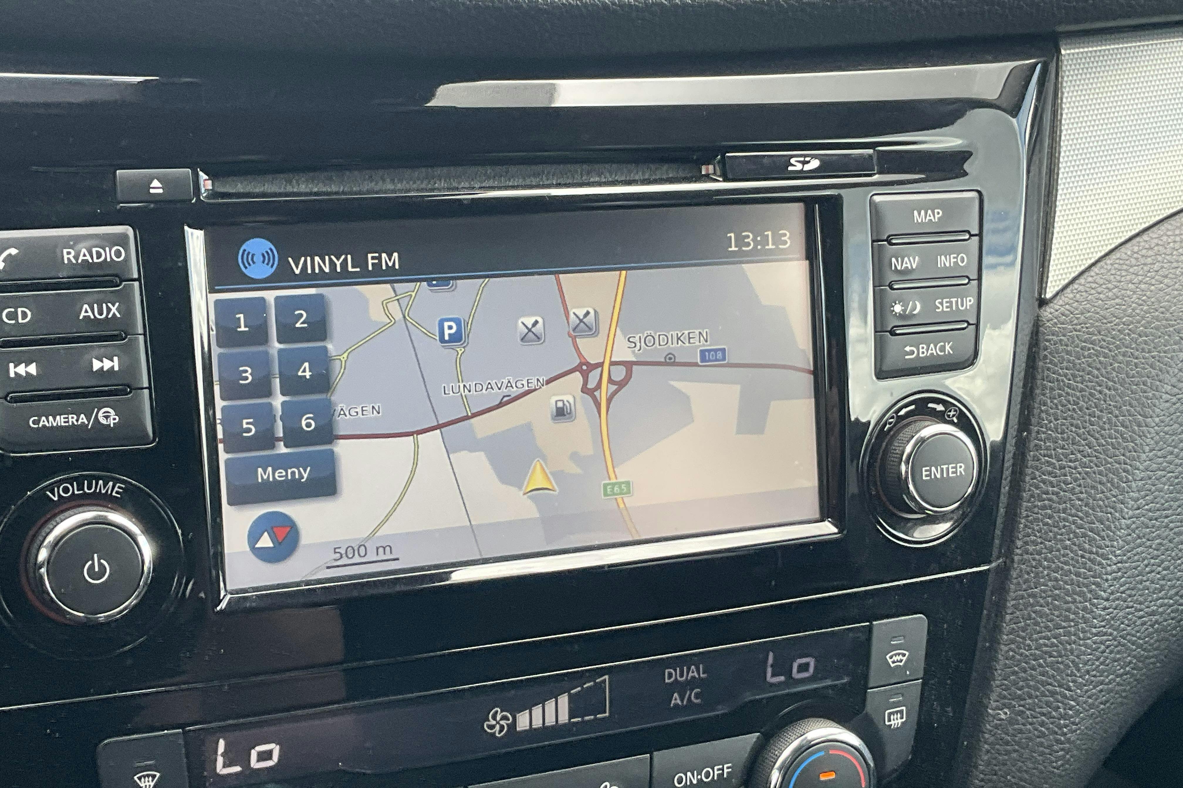 Vehicle Image 11