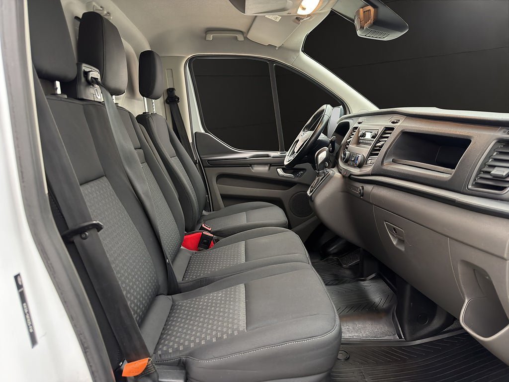Vehicle Image 22