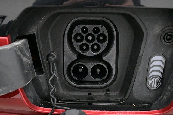 Vehicle Image 24