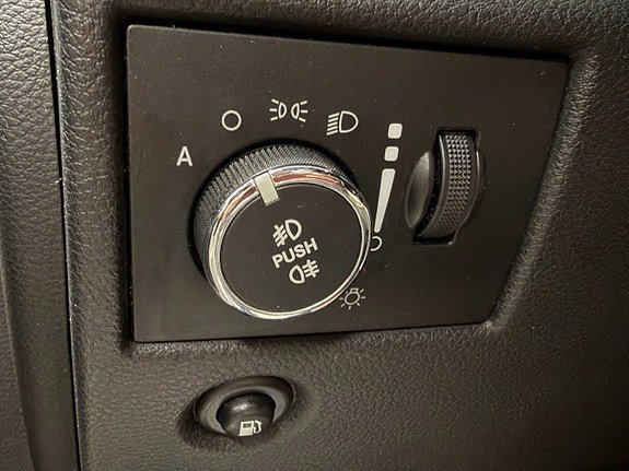 Vehicle Image 23