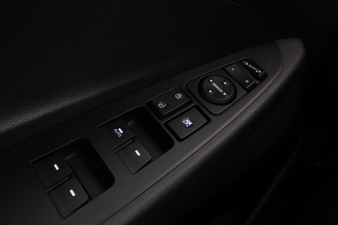 Vehicle Image 37