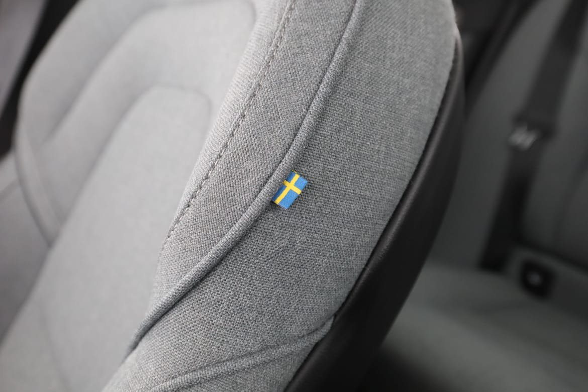 Vehicle Image 35