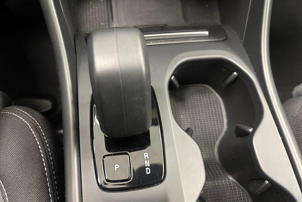 Vehicle Image 16