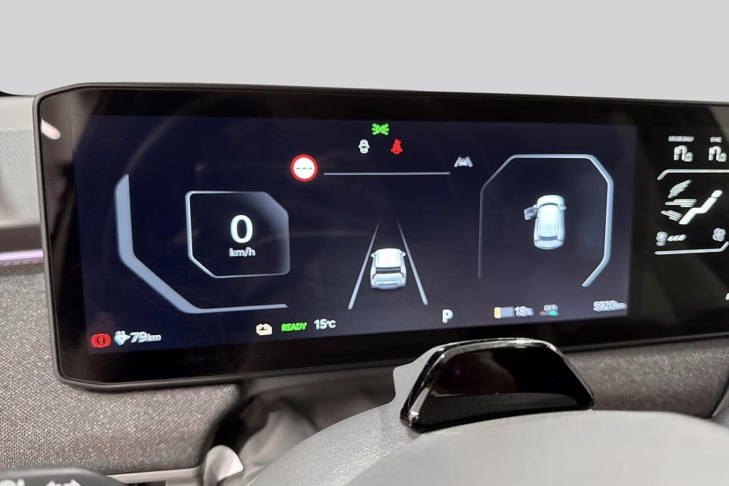 Vehicle Image 9