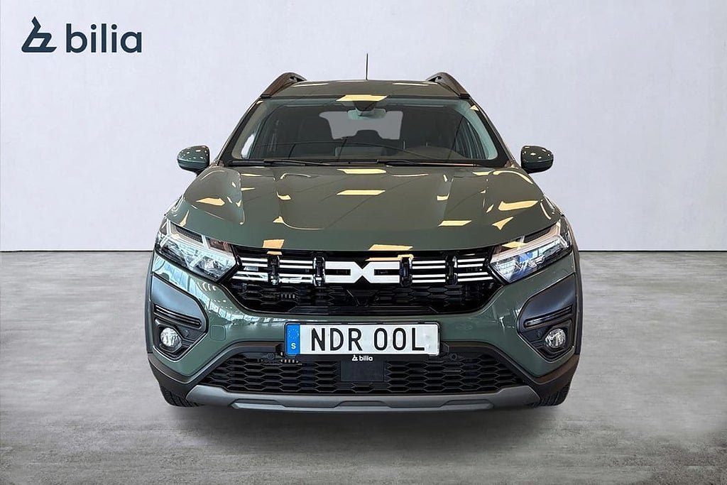 Vehicle Image 10