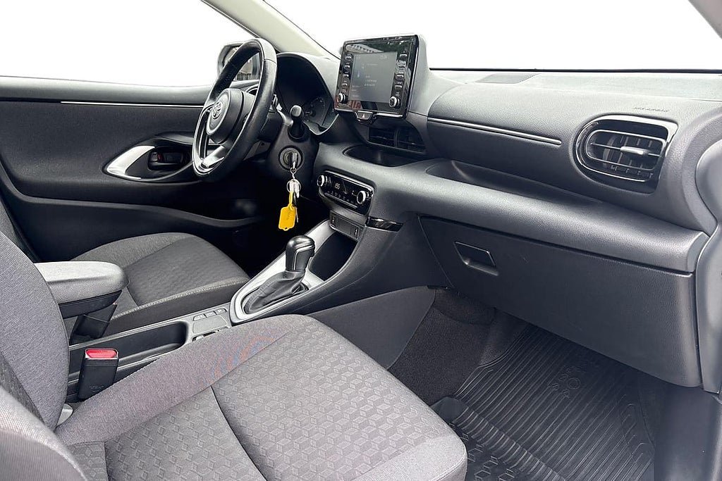 Vehicle Image 7