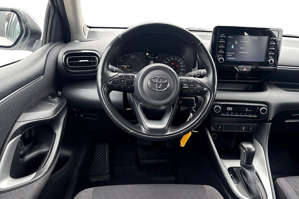 Vehicle Image 11