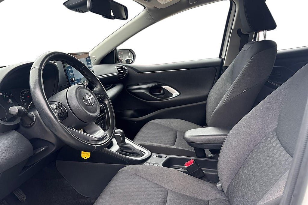 Vehicle Image 14