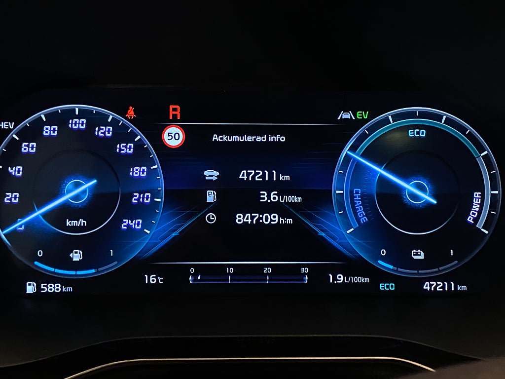 Vehicle Image 24