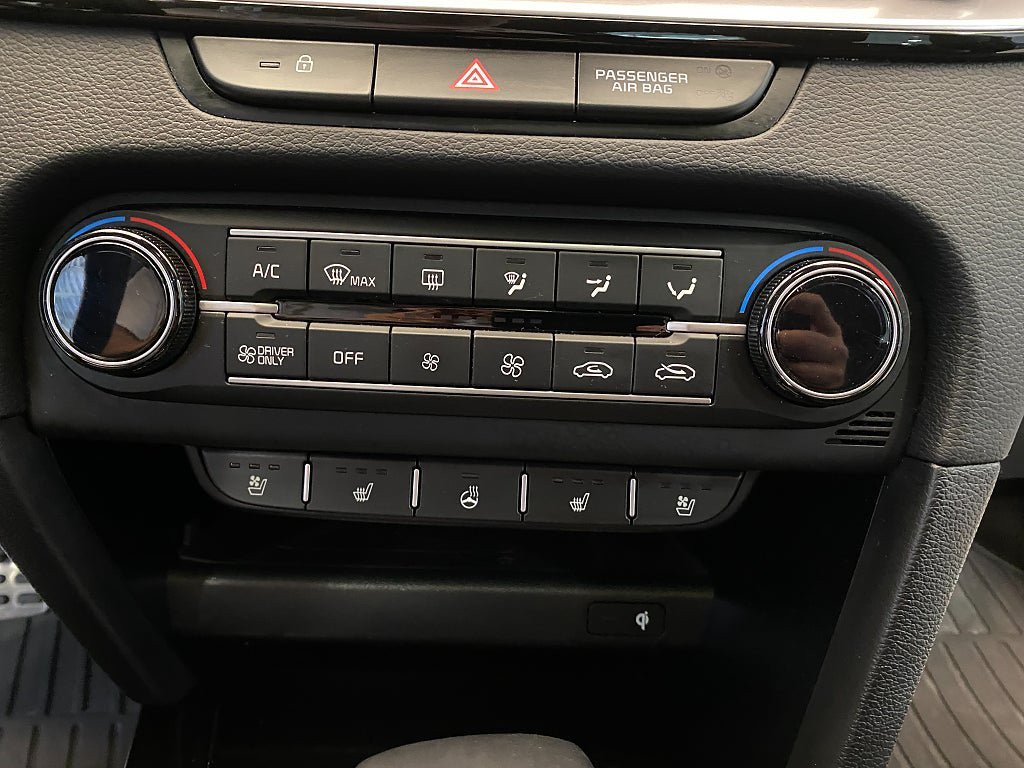 Vehicle Image 45