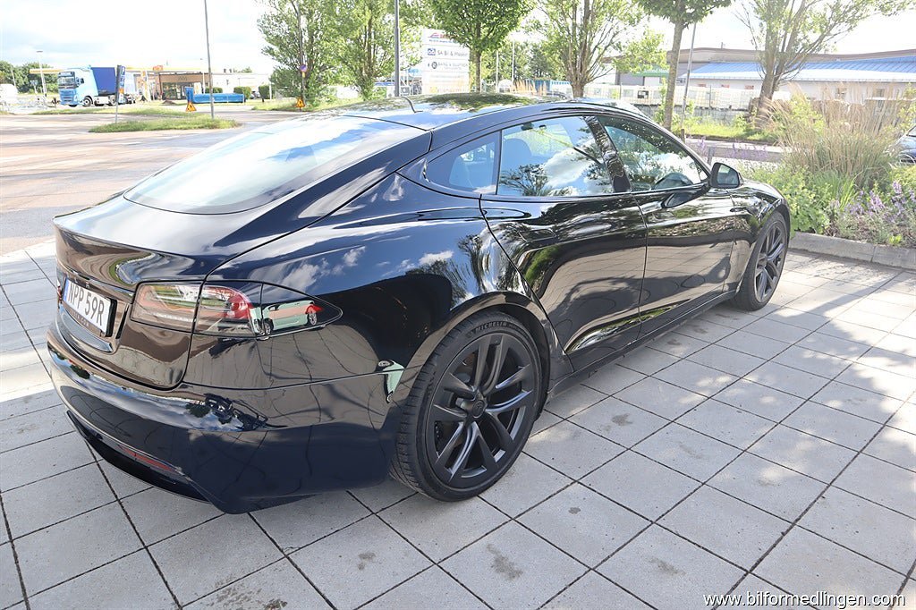 Vehicle Image 19