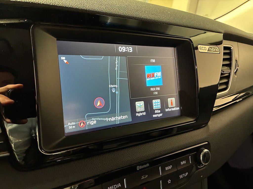 Vehicle Image 9