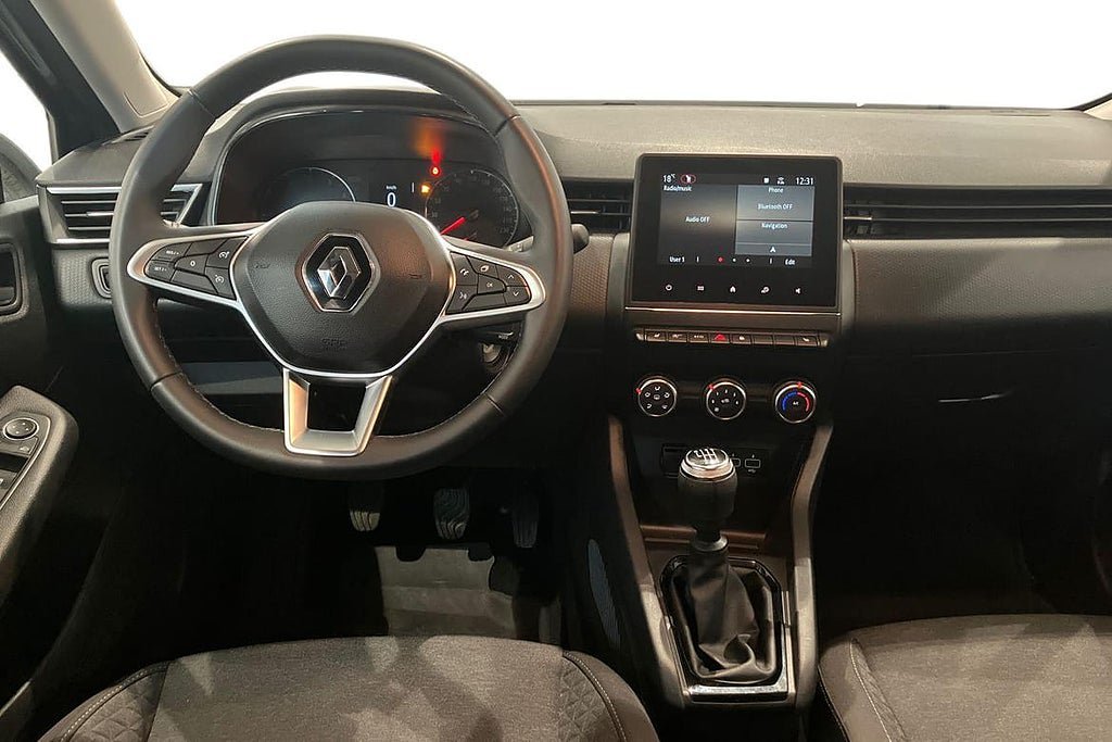 Vehicle Image 12