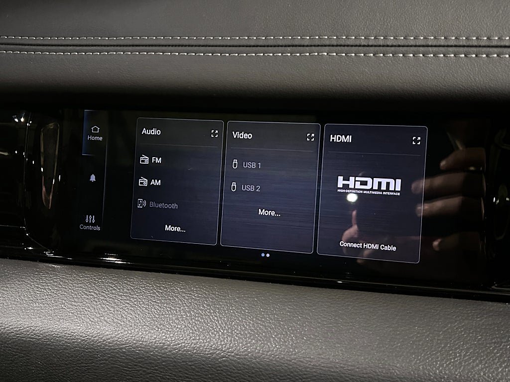Vehicle Image 11
