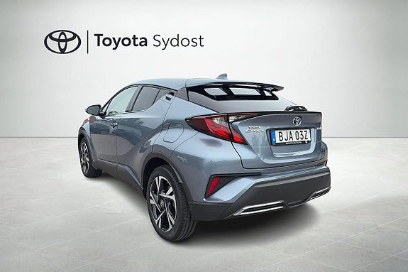 Vehicle Image 18