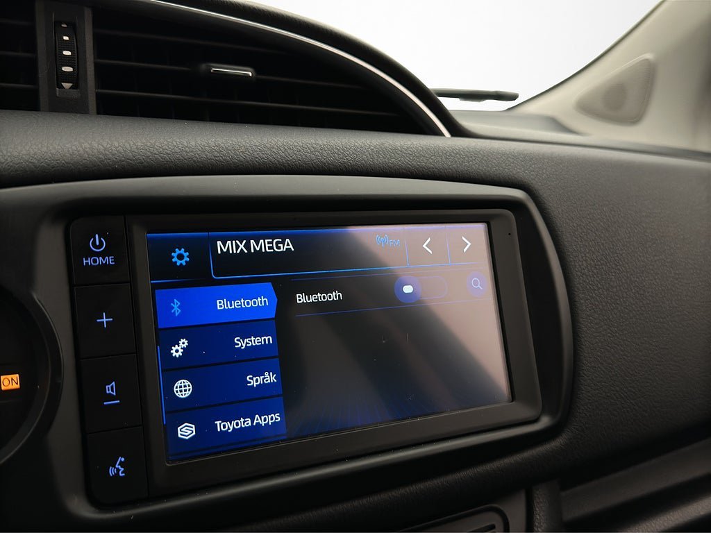 Vehicle Image 19