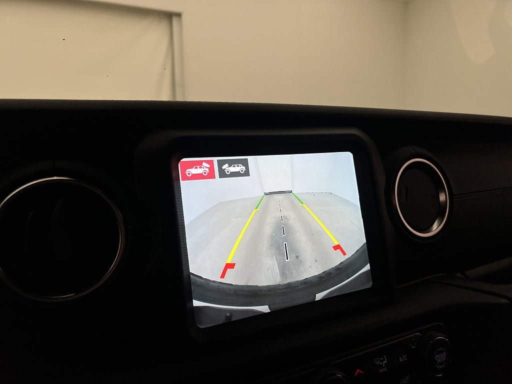 Vehicle Image 35