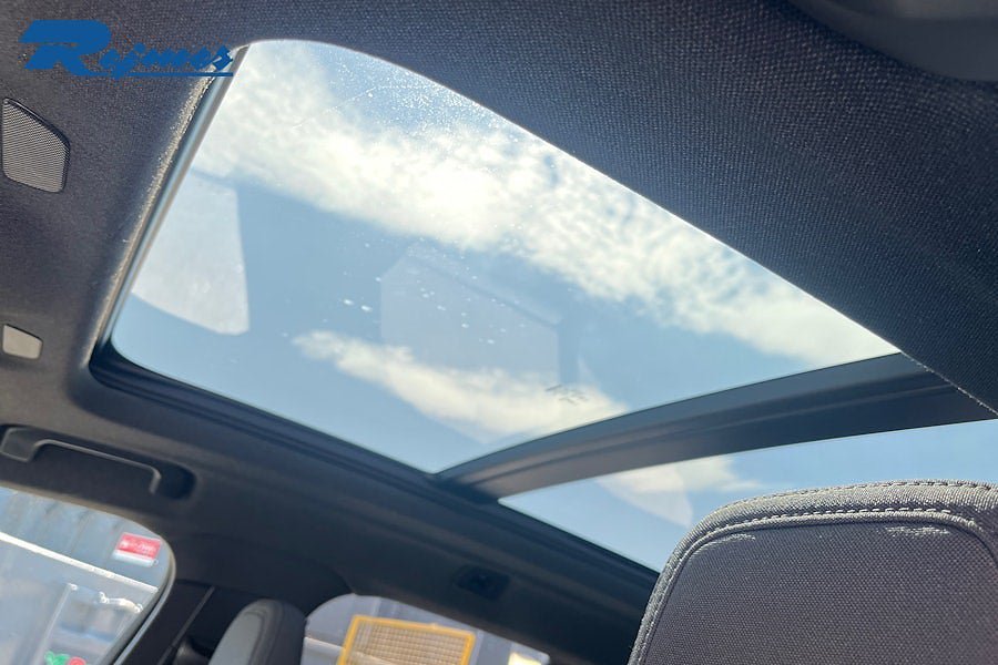 Vehicle Image 17